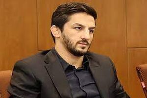 حمید سوریان در نشست هیات رییسه فدراسیون کشتی حاضر شد