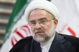 مسئولان سعی خود را معطوف به بالا بردن وزنه اعتقادی مردم نمایند