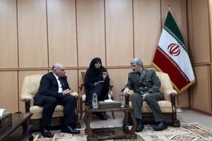 دیدار معاون وزیر دفاع سوریه با امیر حاتمی