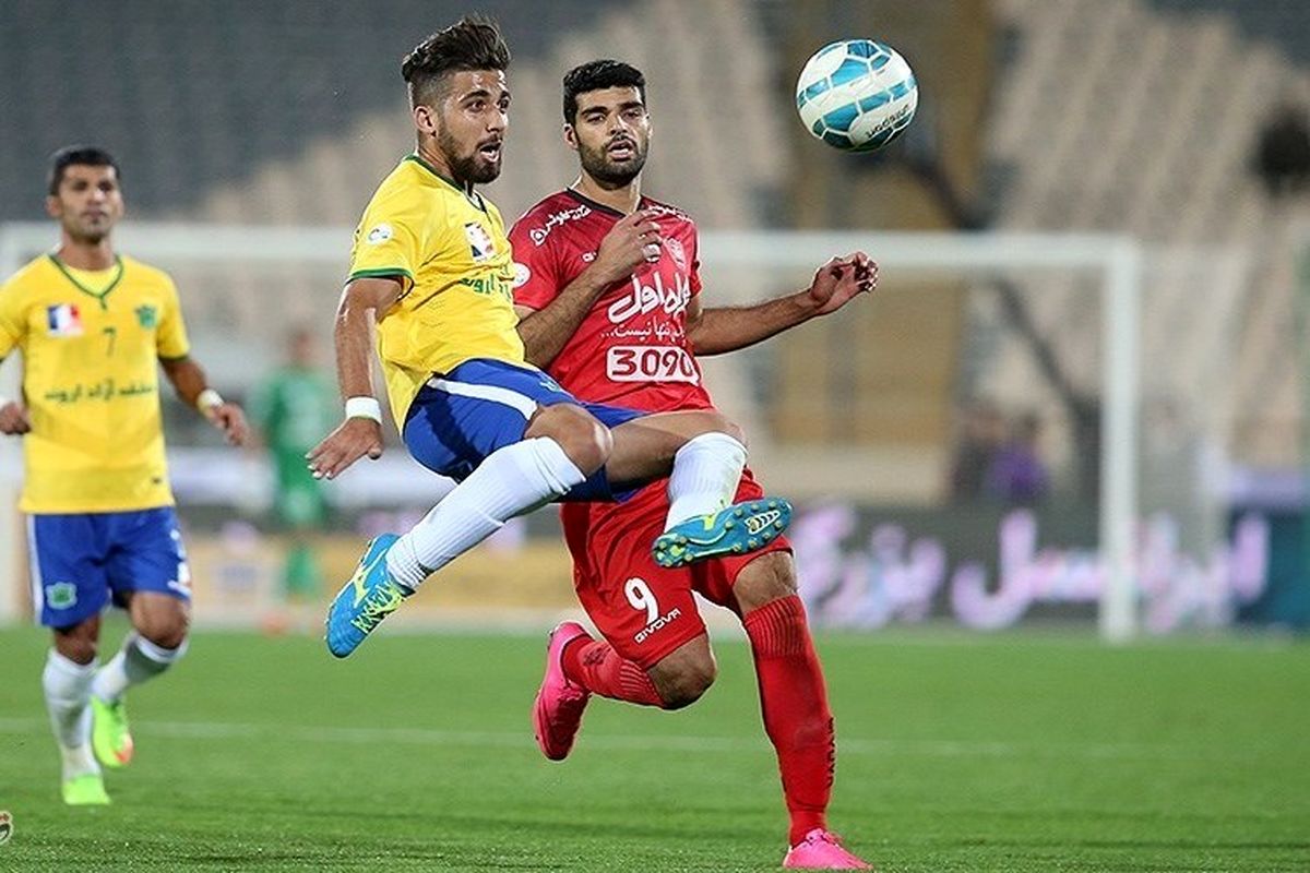 نفت آبادان و تراکتور1