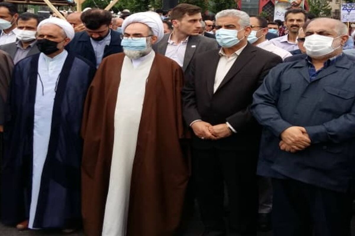 استاندار گیلان در جمع راهپیمایان روز قدس در رشت
