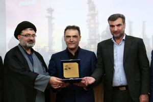 رکورد تولید پلی اتیلن پتروشیمی ایلام شکسته شد