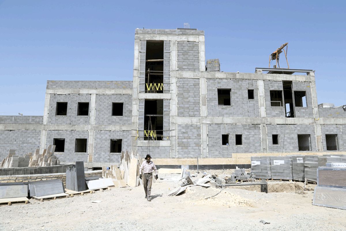 ساخت درمانگاه 