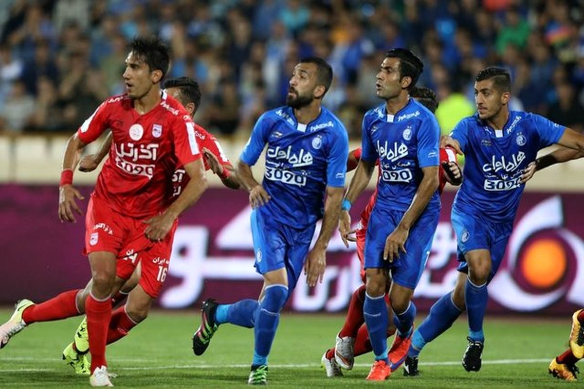 استقلال و تراکتور