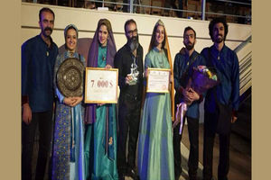 تبریک مدیر دفتر موسیقی به گروه نستار