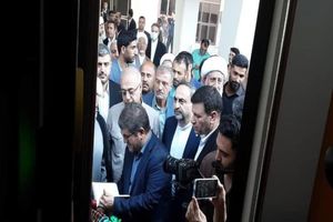 قطار ۵ ستاره بندرعباس به ریل افتاد؛ نماد همدلی برای رفاه مردم هرمزگان