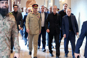 فرمانده ارتش پاکستان با پزشکیان دیدار کرد