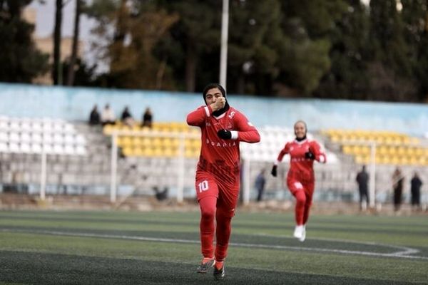 پرسپولیس در فوتبال زنان چهارمین برد را کسب کرد