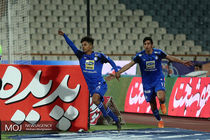 دیدار تیم های فوتبال استقلال تهران و سپیدرود رشت