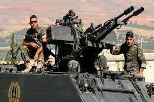حمله توپخانه ای ارتش لبنان به مواضع تروریست ها در مرز با سوریه