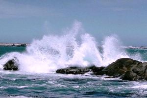 دریا براى تردد شناورها مساعد نیست