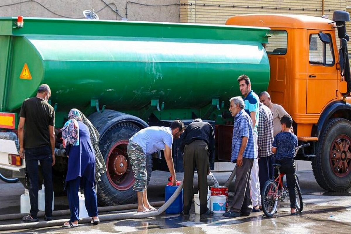 آبرسانی با تانکر به همدان