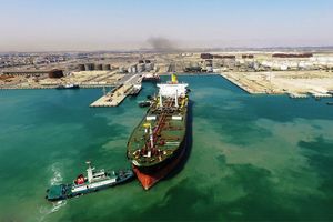 افزایش صادرات فرآورده های نفتی به کشورهای هدف/ جهش 24 درصدی صادرات قیر