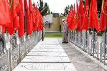 برگزاری آیین یادبود دومین سالگرد شهادت حاج قاسم سلیمانی در گلزار شهدای مدافع حرم بهشت معصومه(س) قم 