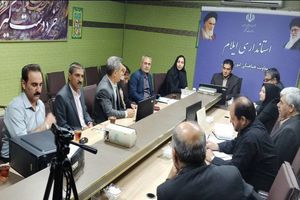 بازار و اصناف ستون مستحکم حمایت از نظام و مردم‌اند