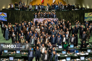 مجلس برای جانفشانی در راه رهبر و کشور اعلام آمادگی کرد