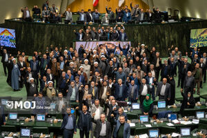مجلس برای جانفشانی در راه رهبر و کشور اعلام آمادگی کرد