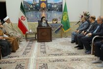 فرهنگ ایثار و شهادت نباید در جامعه آسیب ببیند