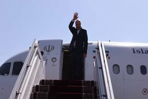 رئیس مجلس جاکارتا را به مقصد تهران ترک کرد