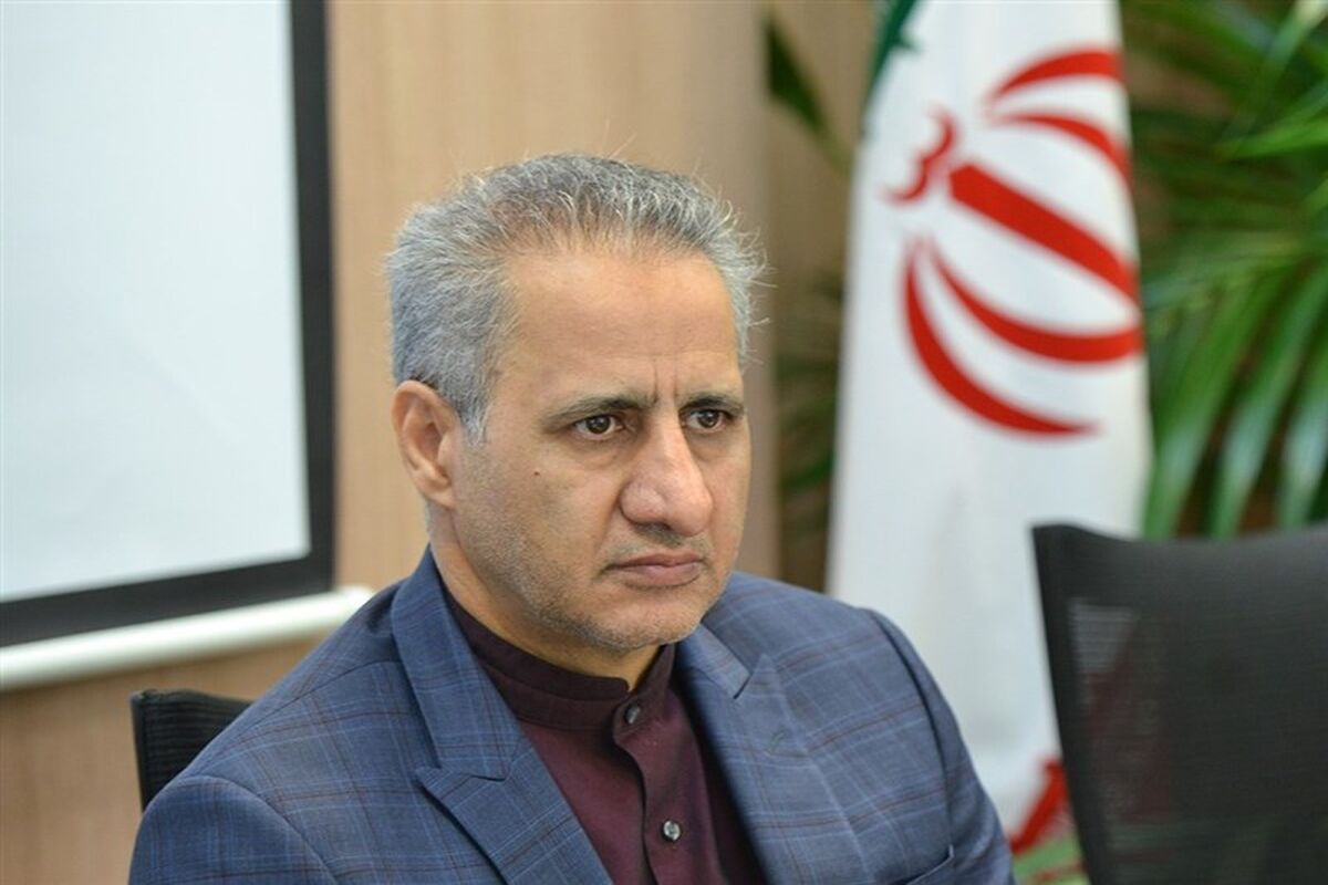 سخنگوی اتحادیه صادرکنندگان فرآورده های نفت و گاز و پتروشیمی 