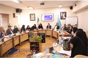 زن، نقش محوری در مدیریت خانواده و تربیت فرزند دارد