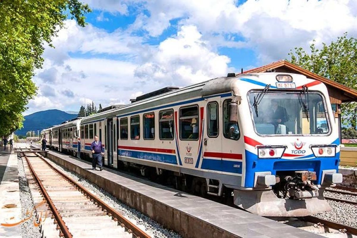 قطار تهران وان