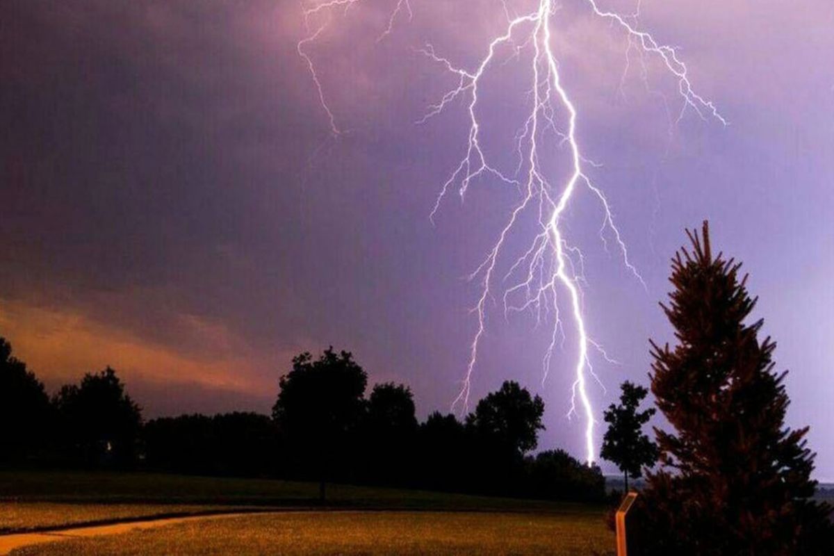 رگبار باران در ارتفاعات هرمزگان