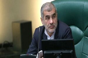 هیچ فردی در مجلس حقوق ۸۰ میلیون تومانی دریافت نمی کند 