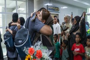 پایان یک‌ماه بلاتکلیفی؛ ۱۰ صیاد بندرلنگه‌ای به کشور بازگشتند