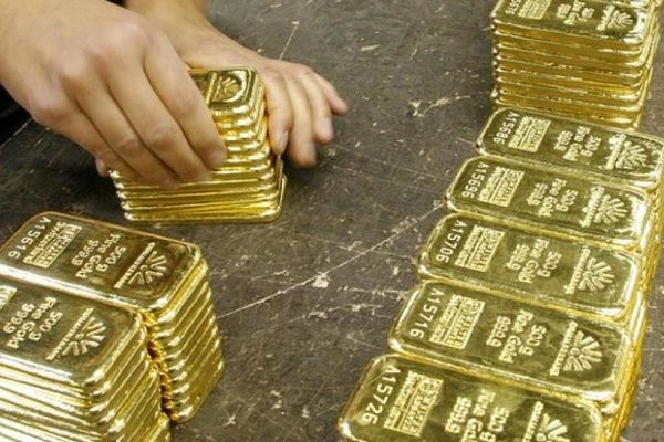 قیمت طلا در بازار جهانی کاهش یافت