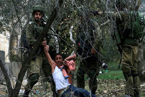 رژیم صهیونیستی 3 فلسطینی را در نزدیکی نوار غزه بازداشت کرد