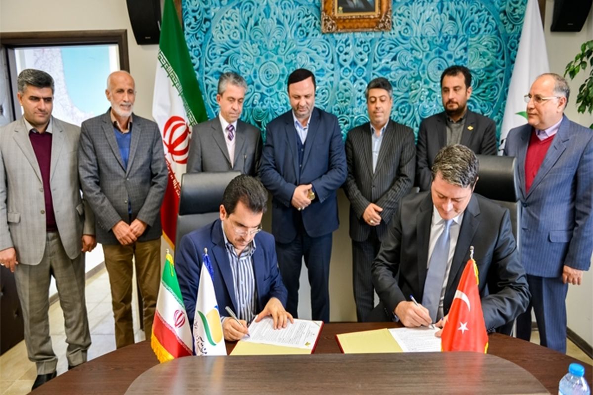 تفاه نامه ساخت هتل در منطقه ازاد انزلی