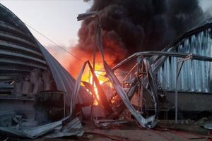 پالایشگاه نفت در لیبی منفجر شد