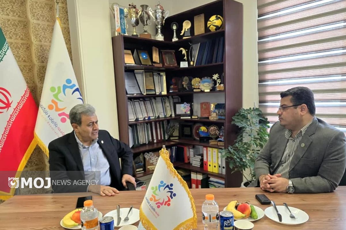 نشست مدیر روابط عمومی سازمان و جامعه بازاریان کیس