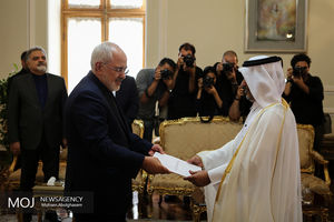 تقدیم استوارنامه سفرای جدید به ظریف