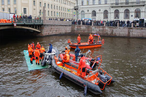Bus crash in St. Petersburg left 3 dead