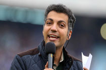 انتقاد فردوسی‌پور از زمان برگزاری مراسم برترین‌های فصل ۹۵-۹۴