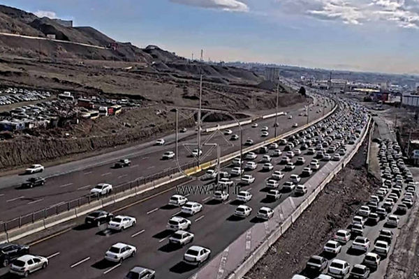 آخرین وضعیت راه‌های کشور/ ترافیک در برخی از محورهای منتهی به تهران