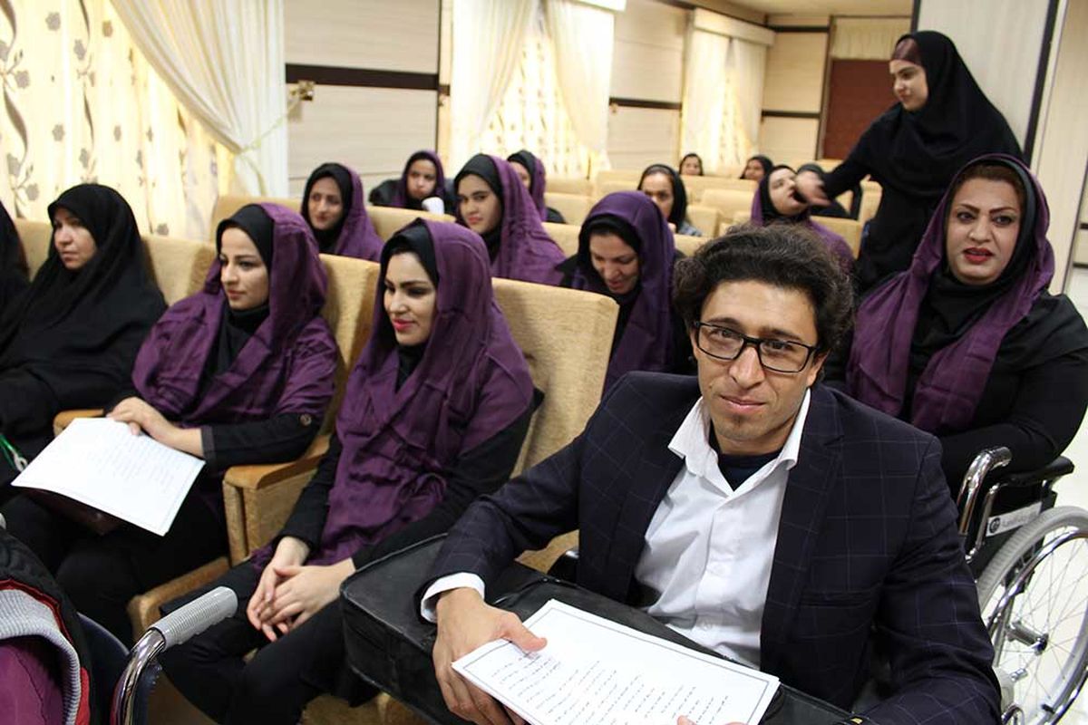 همایش تجلیل از معلولان موفق کهگیلویه و بویراحمد برگزار شد (8)