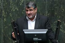 دانشگاه آزاد توجهی به جایگاه مجلس ندارد