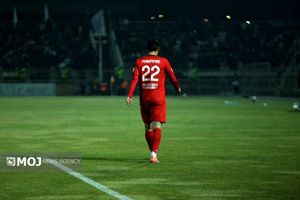 تراکتور در شیراز توسط فجر با ۲ گل متوقف شد