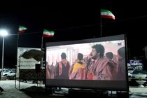 فعالیت سینما سیار اربعین در موکب «شین» با پخش ۲ فیلم در هر شب
