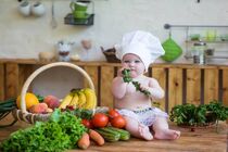 برای یبوست کودک و بزرگسال چه میوه‌هایی استفاده کنیم؟ + میوه های یبوست آور