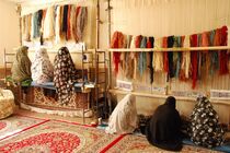 هنر مردم دیار رنگ و نخ چشم به دستان سخاوت مسوولین دارد