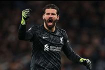 آلیسون دیدارهای حساس لیورپول برابر چلسی، رئال مادرید و منچسترسیتی را از دست می‌دهد