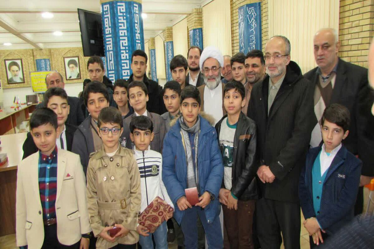 دانش‌آموزان فعال قرآنی رشت4