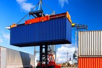 محتوای ۴۷۲ کانتینر کالاهای سلامت محور تاریخ مصرف گذشته منهدم می‌شود