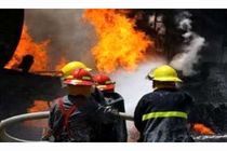 آتش سوزی  کارخانه تولید کفش در شهرک صنعتی جی در اصفهان