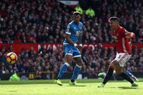 منچستر یونایتد برابر تیم 10 نفره بورنموث موقف شد