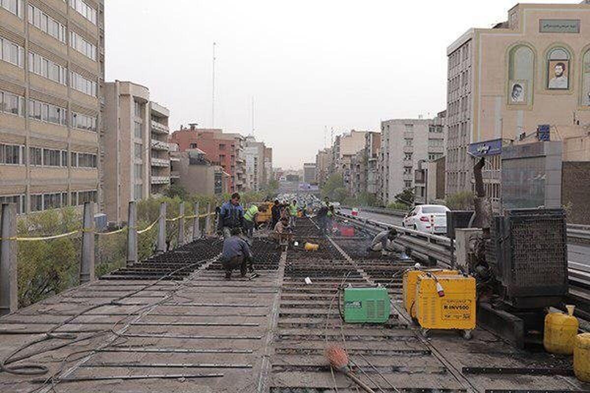 بازگشایی مسیر شرق به غرب پل کریمخان